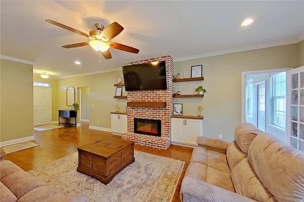 $374,900 | 6708 Mamie's Drive, Blackshear, GA 31516