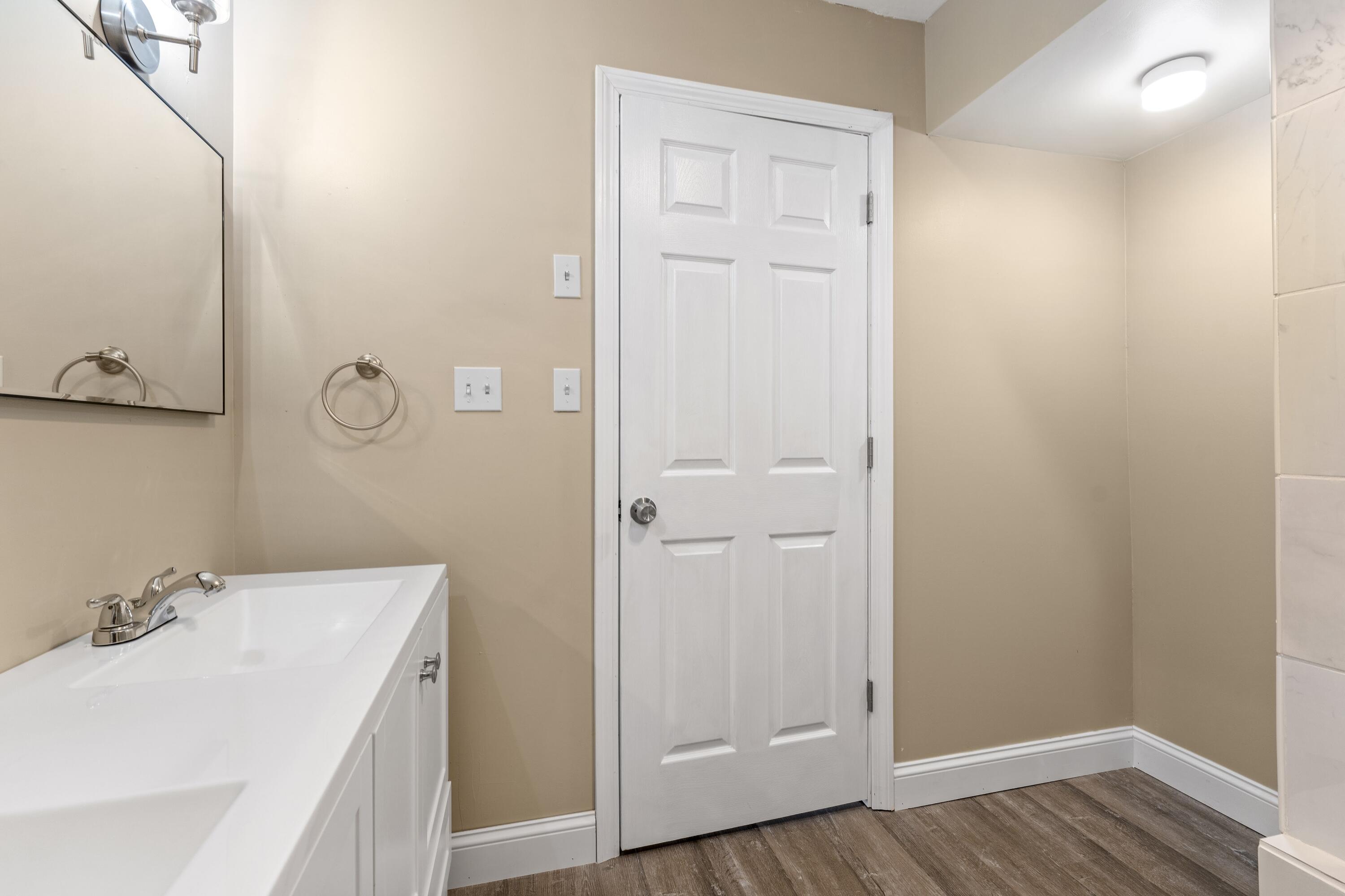 35 Mathews Avenue, Unit 1 Waterville, ME 04901 - Photo 22 of 26 DSC02146