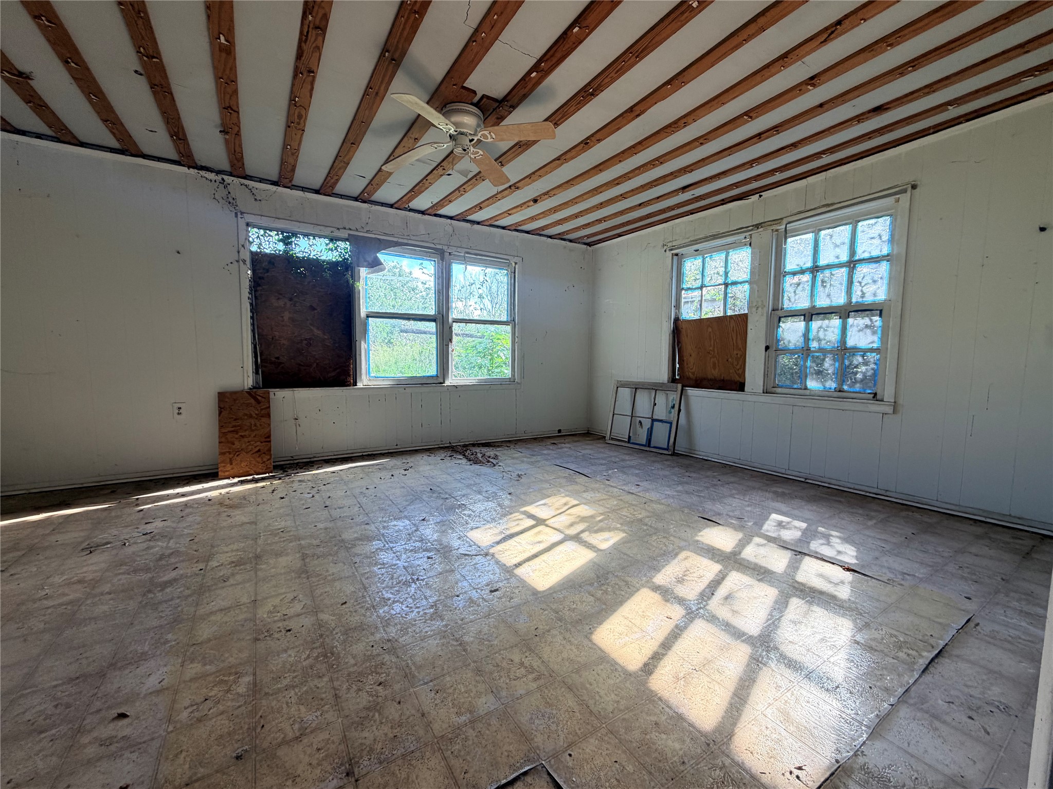 403 East Ward Street Refugio, TX 78377 - Photo 12 of 16