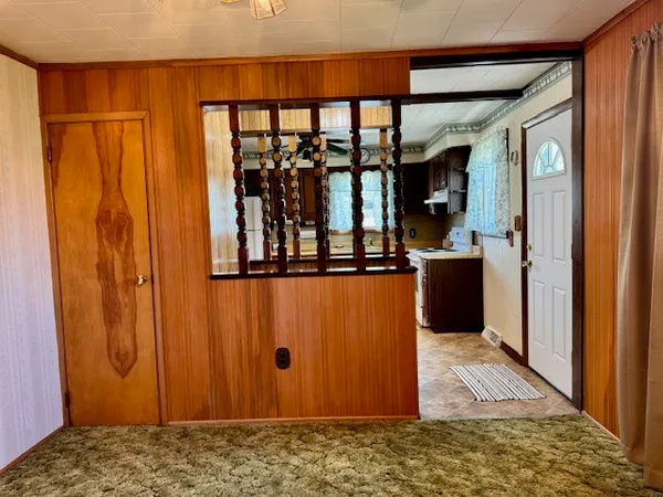 $149,900 | 15 School Lane, Goose Lake, IA 52750