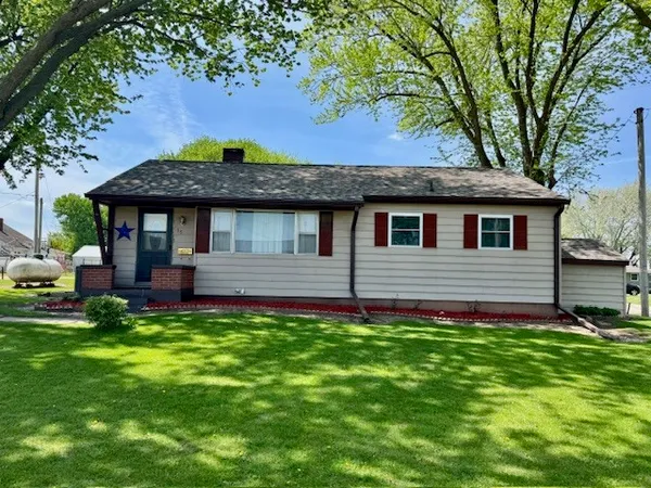 $149,900 | 15 School Lane, Goose Lake, IA 52750