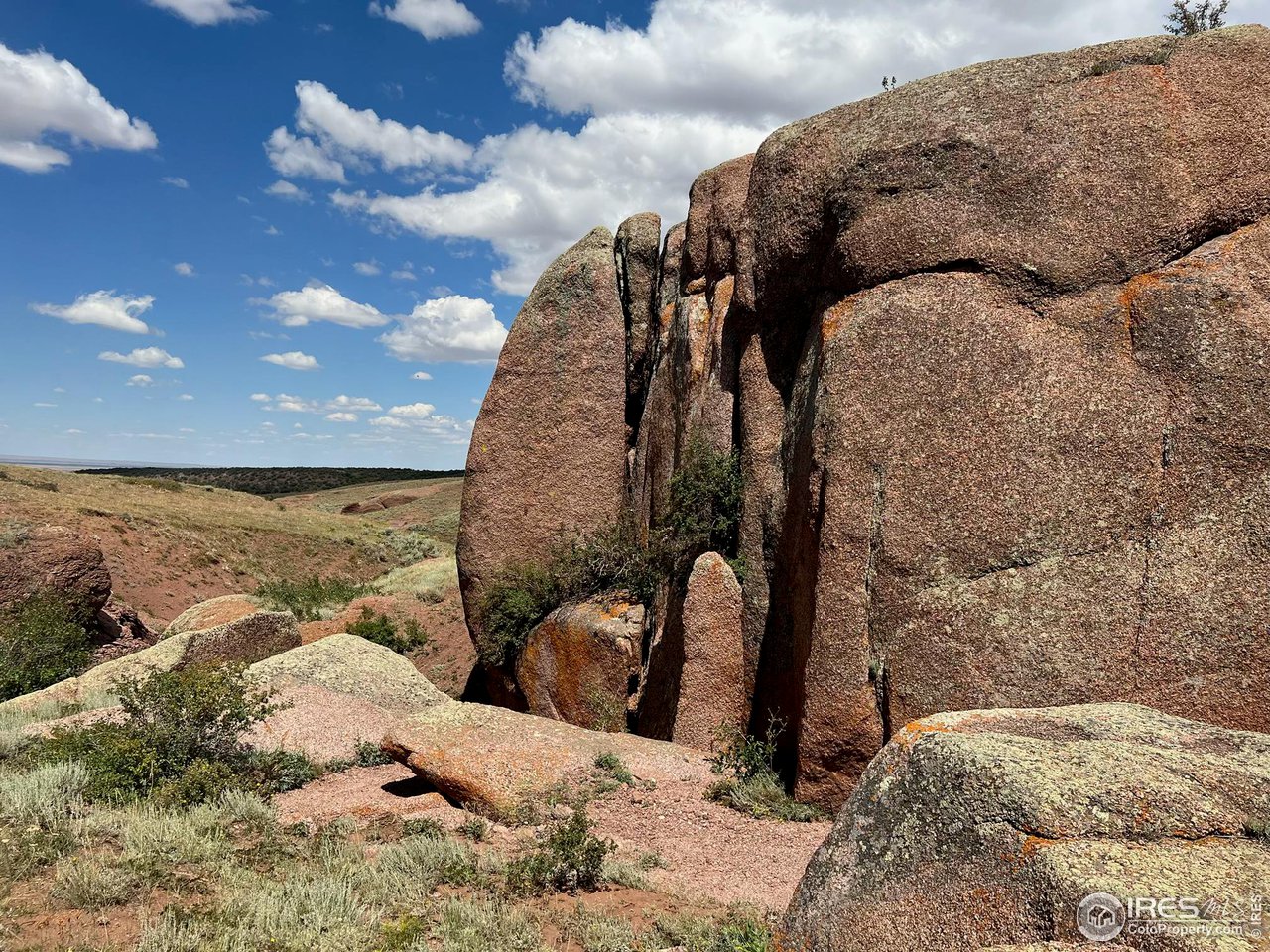 996 Thirty Six Lane Livermore, CO 80536 - Photo 4 of 11 a view of balcony with furniture