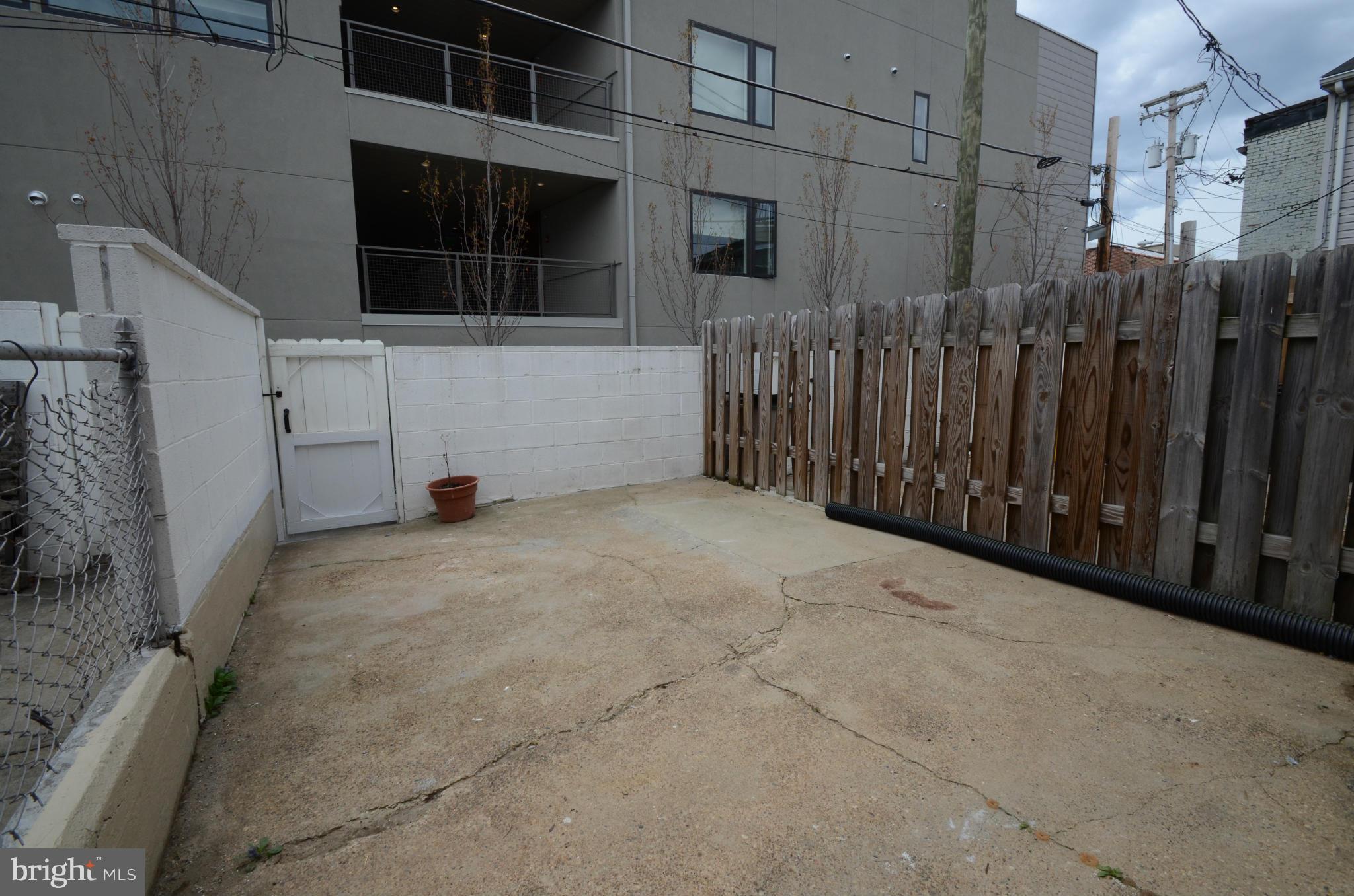 3131 Elliott Street Baltimore, MD 21224 - Photo 24 of 27 Exterior (Rear)