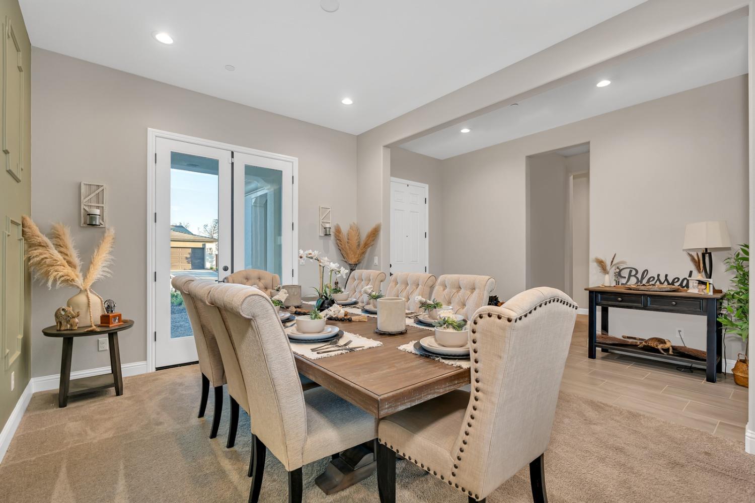 1053 Beaver Pond Loop Madera, CA 93636 - Photo 5 of 81