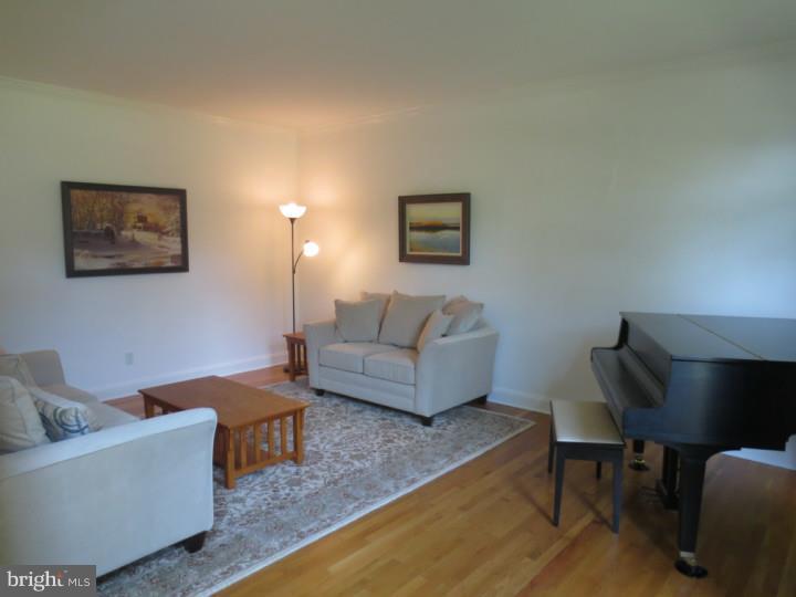 523 Ridgeview Drive Hockessin, DE 19707 - Photo 5 of 23 Gallery Image 5