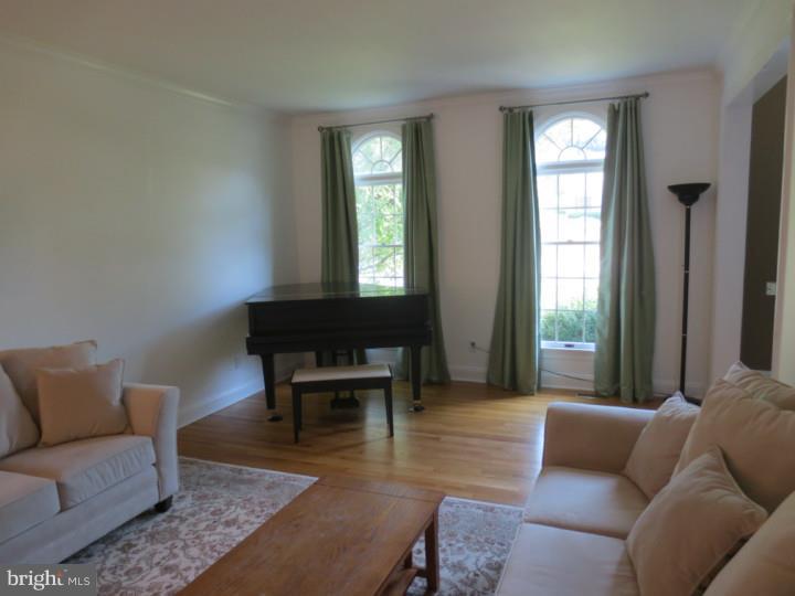 523 Ridgeview Drive Hockessin, DE 19707 - Photo 6 of 23 Gallery Image 6