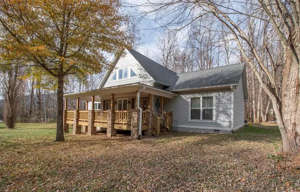$550,000 | 11509 Highway 64, Hayesville, NC 28904