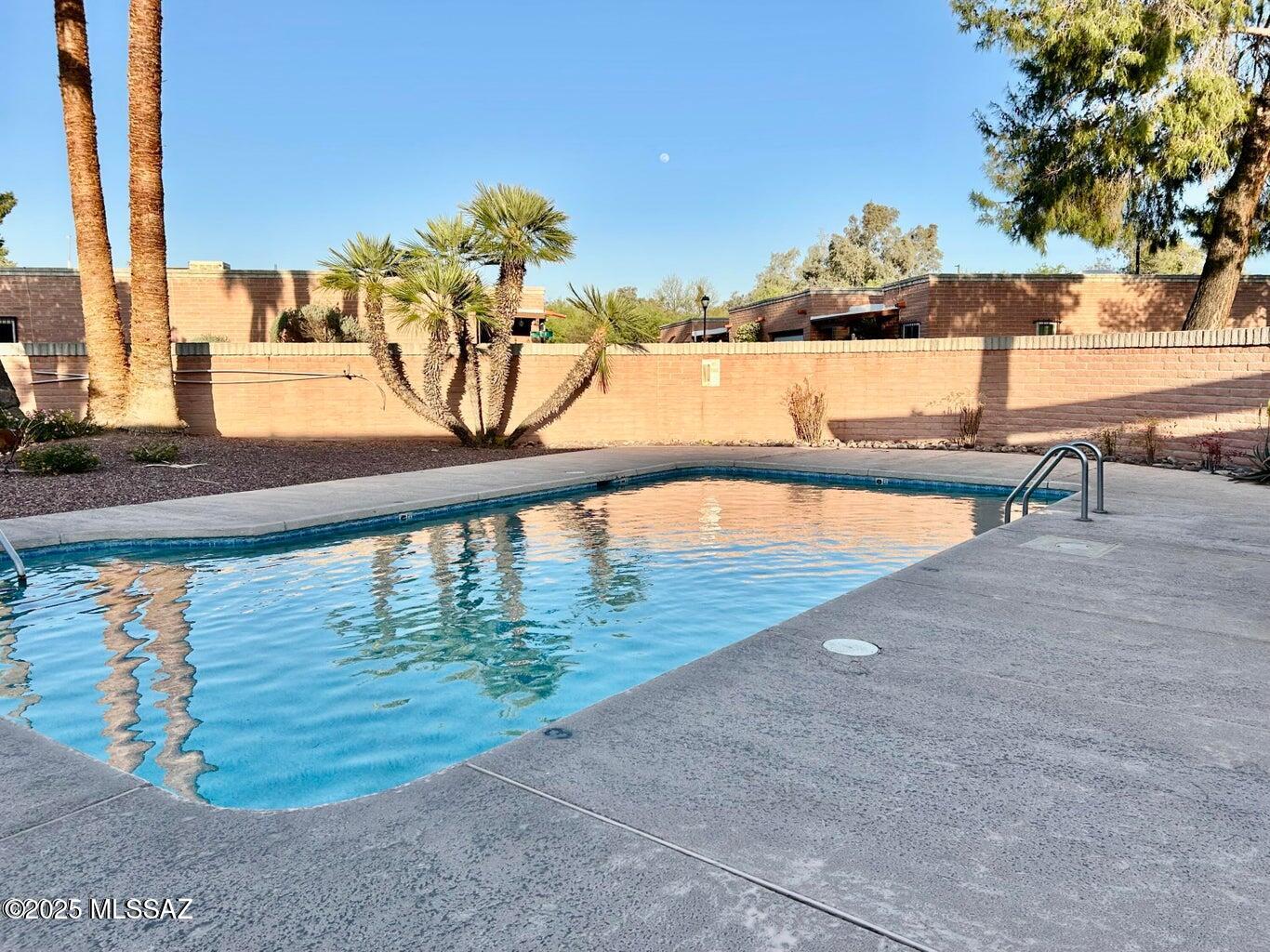 288 East Root Way Tucson, AZ 85705 - Photo 3 of 34