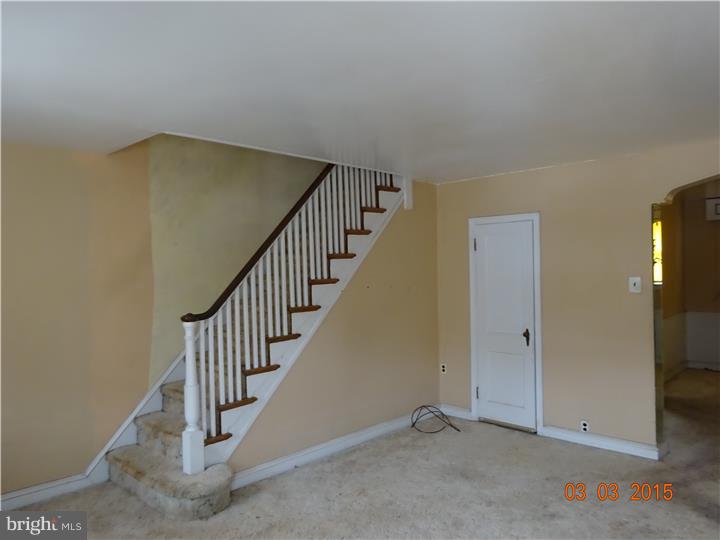 6732 Rutland Street Philadelphia, PA 19149 - Photo 3 of 14 Living Room