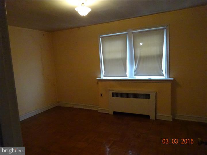 6732 Rutland Street Philadelphia, PA 19149 - Photo 6 of 14 Dining Room