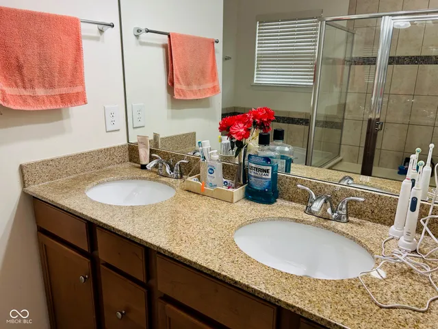 $3,750 | 11939 Eaglerun Way, Zionsville, IN 46077