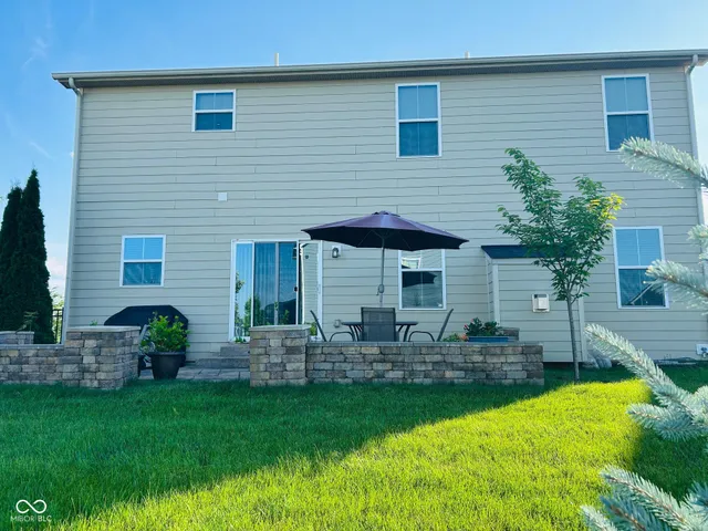 $3,750 | 11939 Eaglerun Way, Zionsville, IN 46077