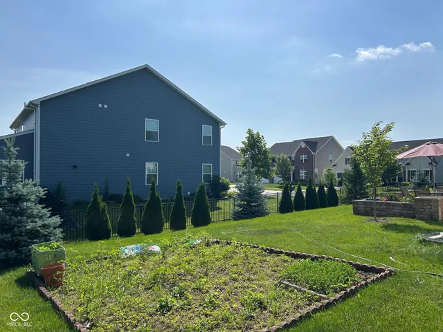 $3,750 | 11939 Eaglerun Way, Zionsville, IN 46077