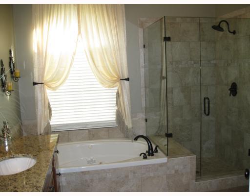 940 Rue Chinon Mandeville, LA 70471 - Photo 8 of 11 Gallery Image 8