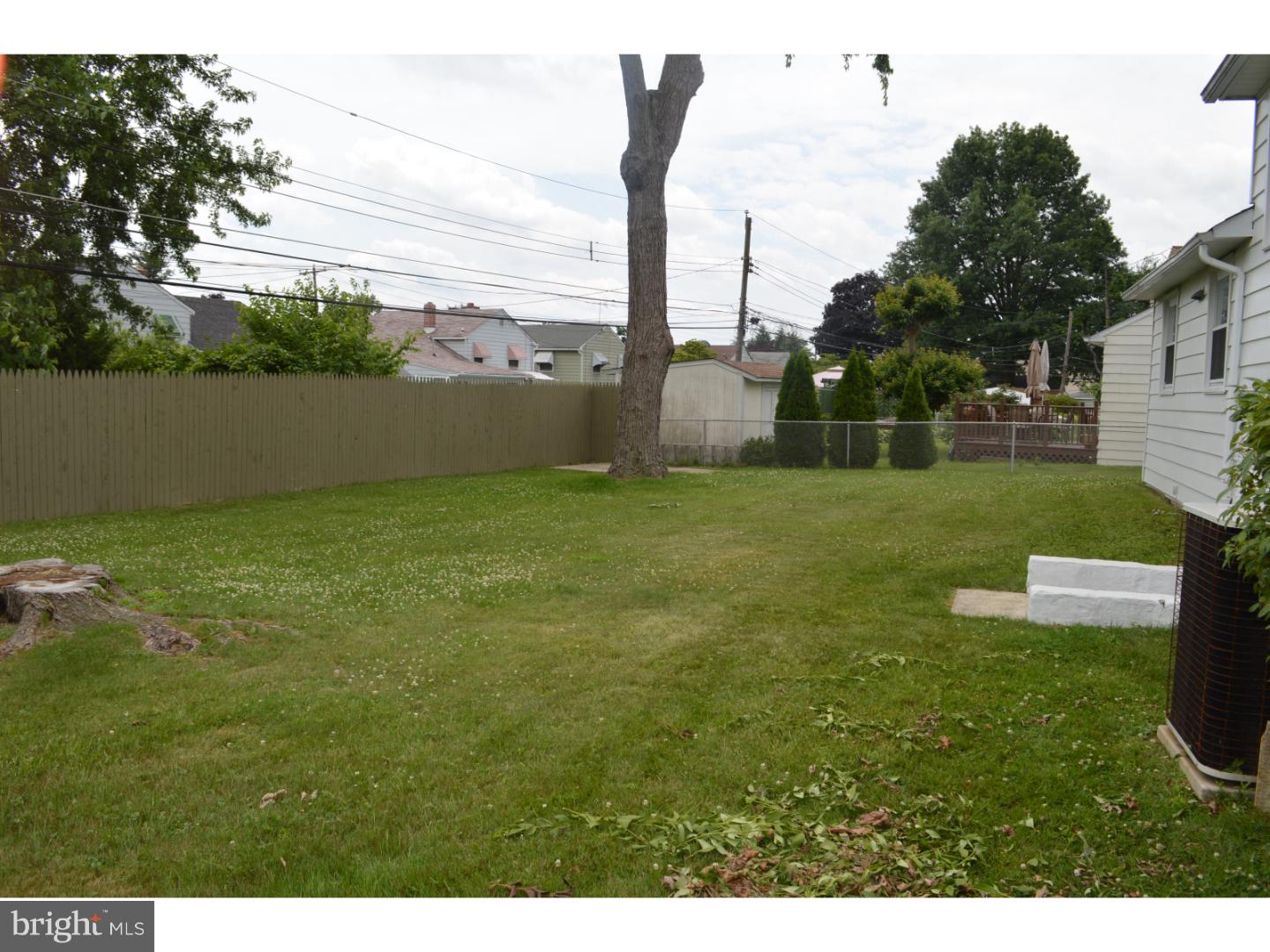 10129 Proctor Road Philadelphia, PA 19116 - Photo 17 of 18 Gallery Image 17