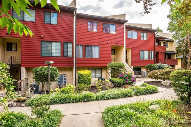 $325,000 | 109 River Road, Unit A4, Nutley, NJ 07110