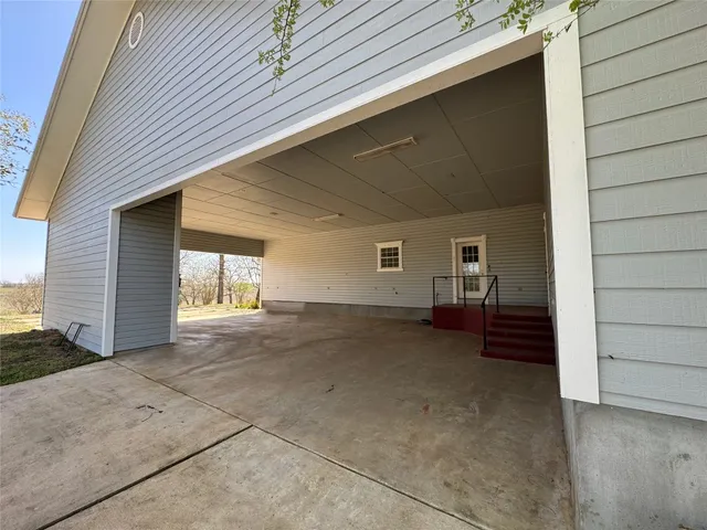 a view of a house with a garage