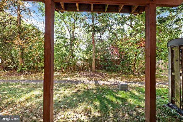 $2,600 | 23110 Blackthorn Square, Sterling, VA 20166