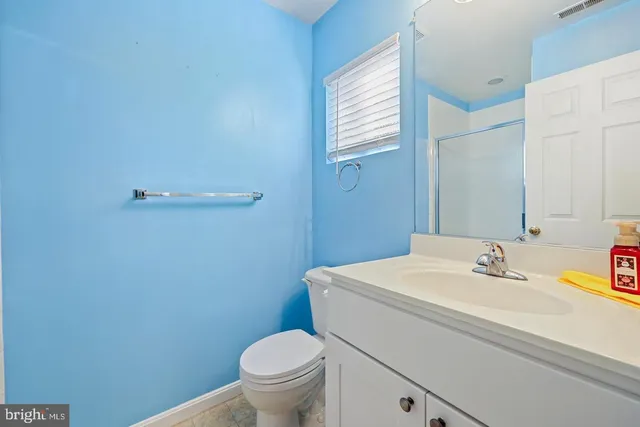 $2,600 | 23110 Blackthorn Square, Sterling, VA 20166