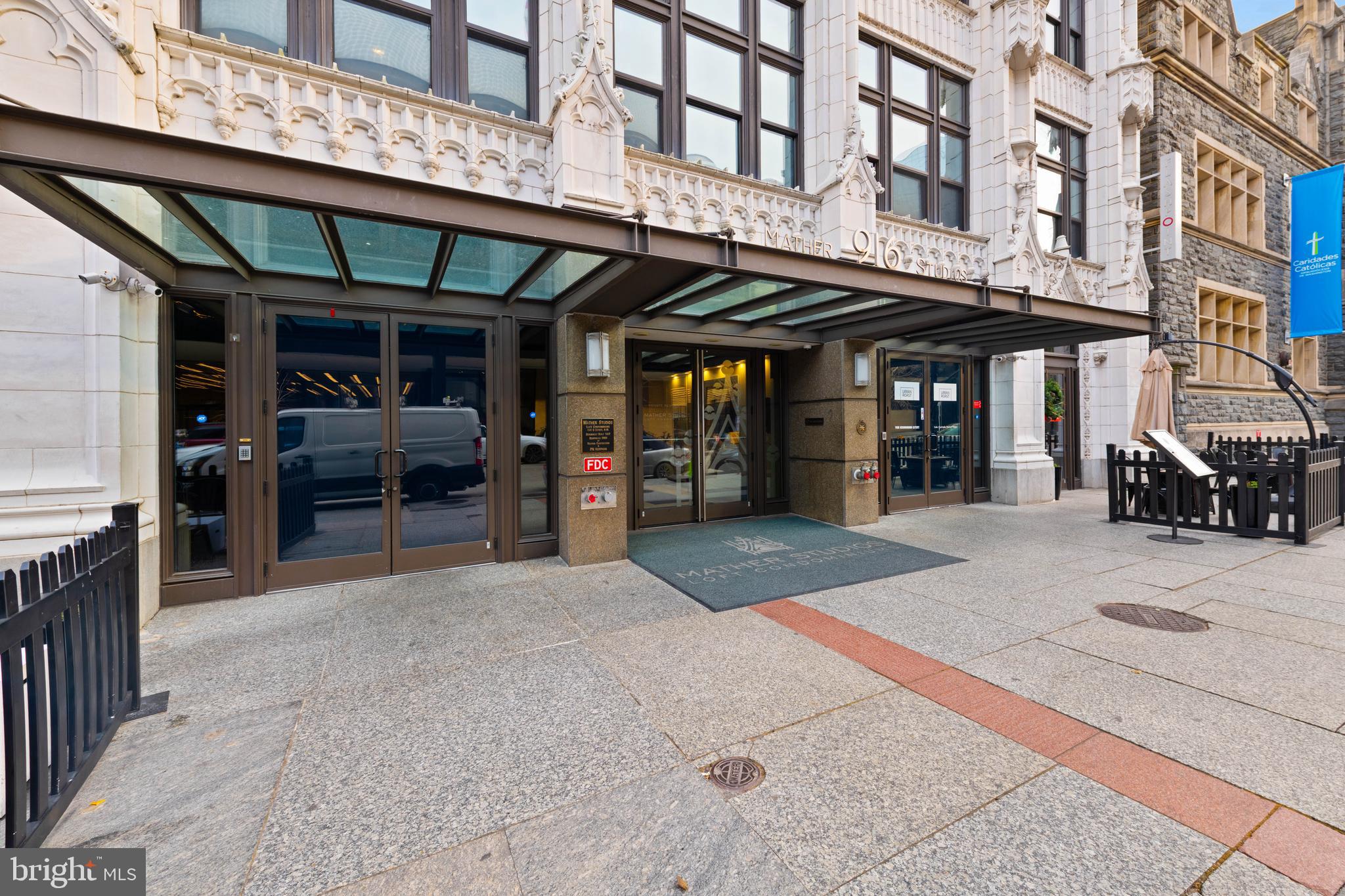 916 G St. Northwest, Unit 903 Washington, DC 20001 - Photo 43 of 65 a view of a building with sitting area