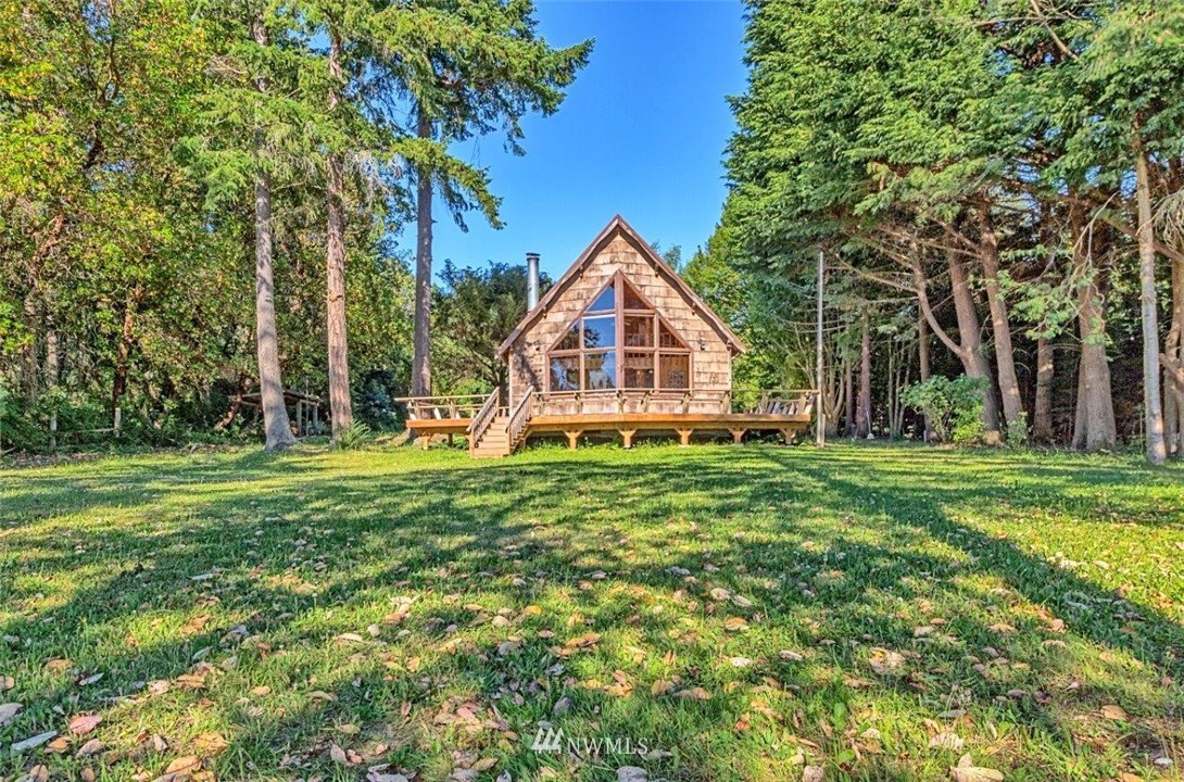 601 Griffith Point Road Nordland, WA 98358 - Photo 6 of 25