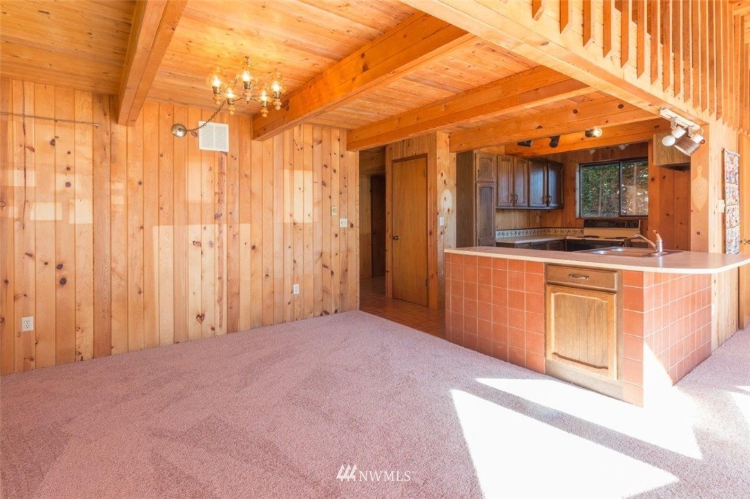 601 Griffith Point Road Nordland, WA 98358 - Photo 7 of 25