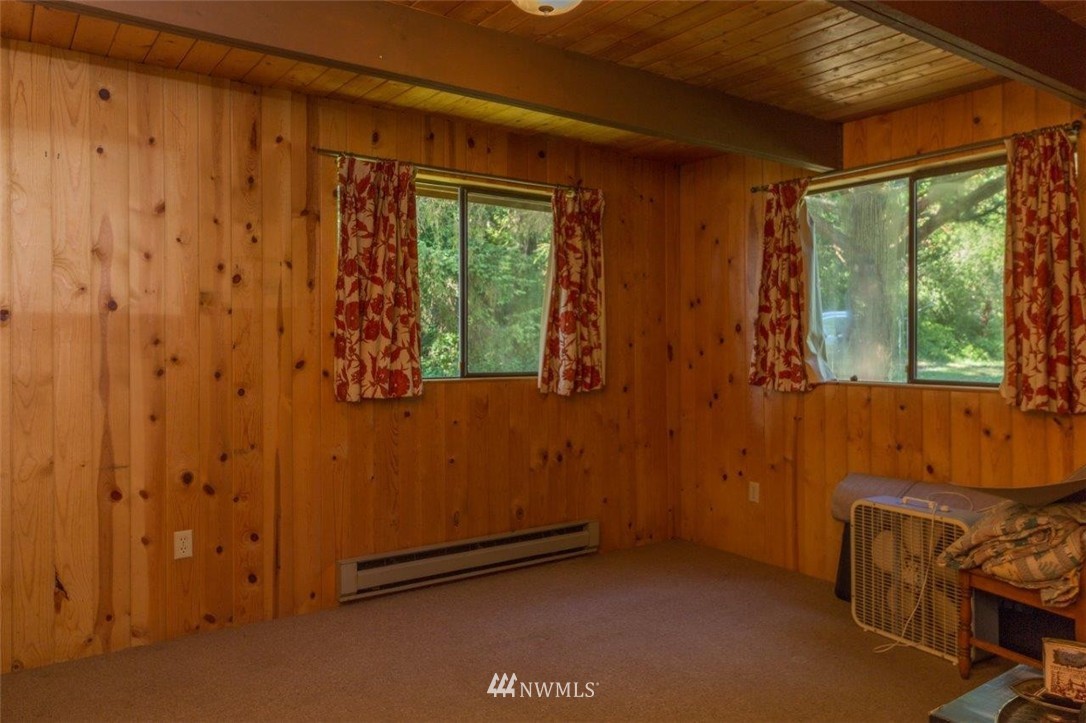 601 Griffith Point Road Nordland, WA 98358 - Photo 9 of 25