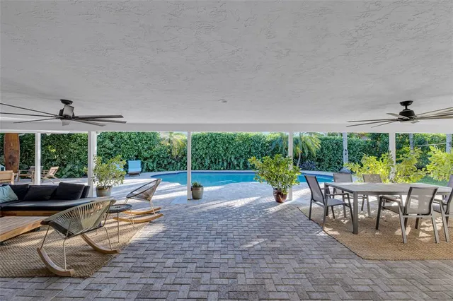 $3,599,000 | 2 Mendota Lane, Sea Ranch Lakes, FL 33308