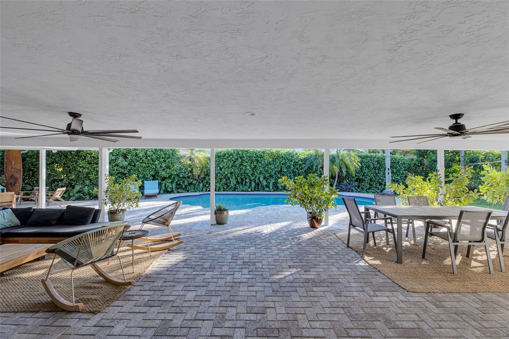 2 Mendota Lane Sea Ranch Lakes, FL 33308 - Photo 15 of 64