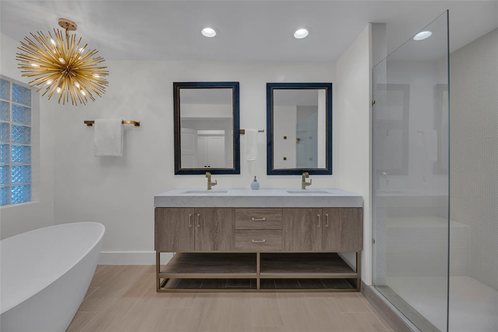 2 Mendota Lane Sea Ranch Lakes, FL 33308 - Photo 16 of 64