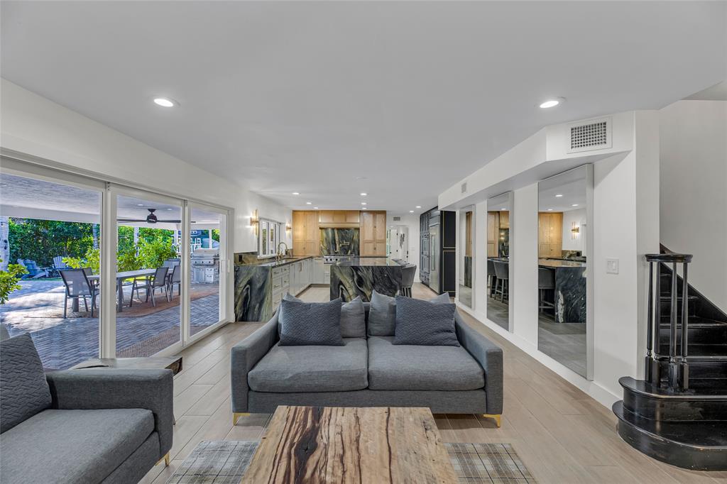 2 Mendota Lane Sea Ranch Lakes, FL 33308 - Photo 22 of 64