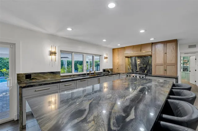 $3,599,000 | 2 Mendota Lane, Sea Ranch Lakes, FL 33308