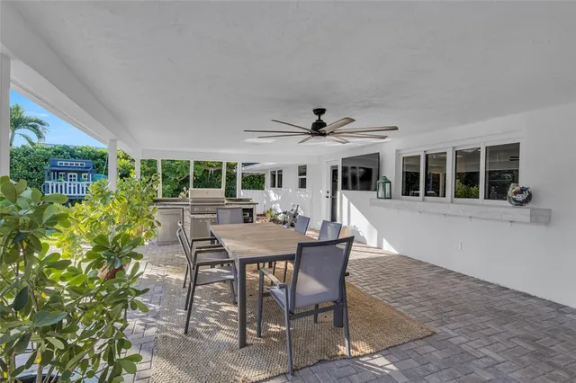 $3,599,000 | 2 Mendota Lane, Sea Ranch Lakes, FL 33308