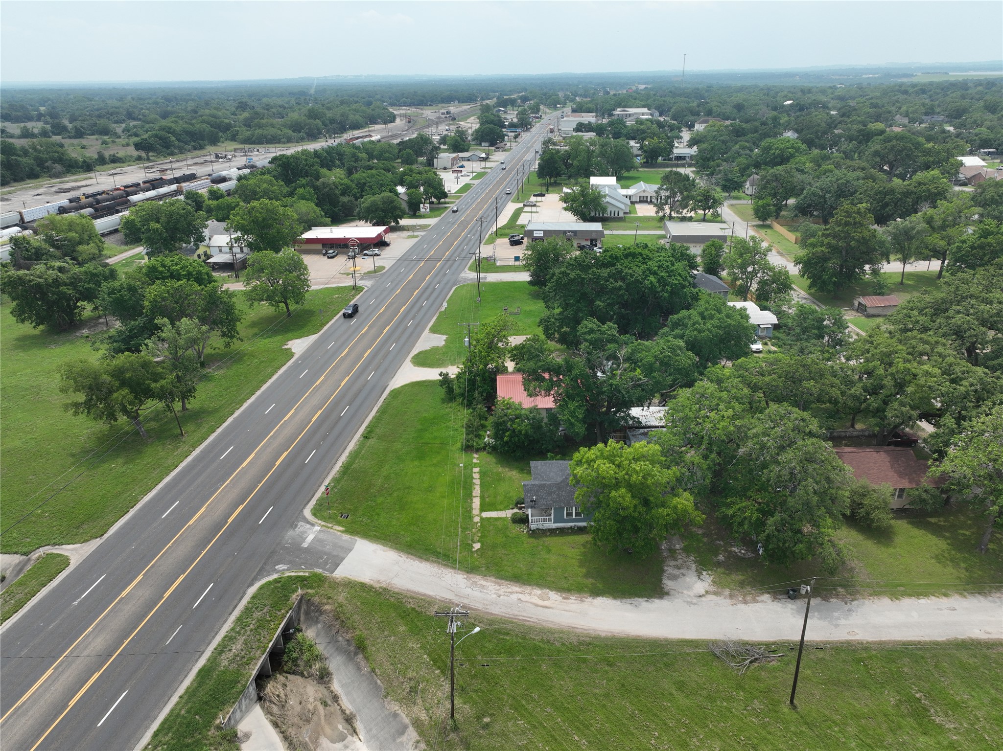 17066 Highway 36 Somerville, TX 77879 - Photo 5 of 16 a view of a city