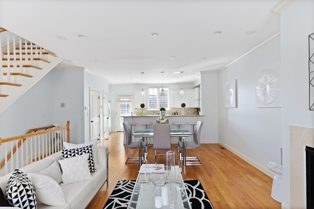 48 Rutherford Avenue Boston, MA 02129 - Photo 5 of 20 Gallery Image 5