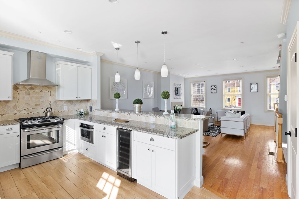 48 Rutherford Avenue Boston, MA 02129 - Photo 7 of 20 Gallery Image 7