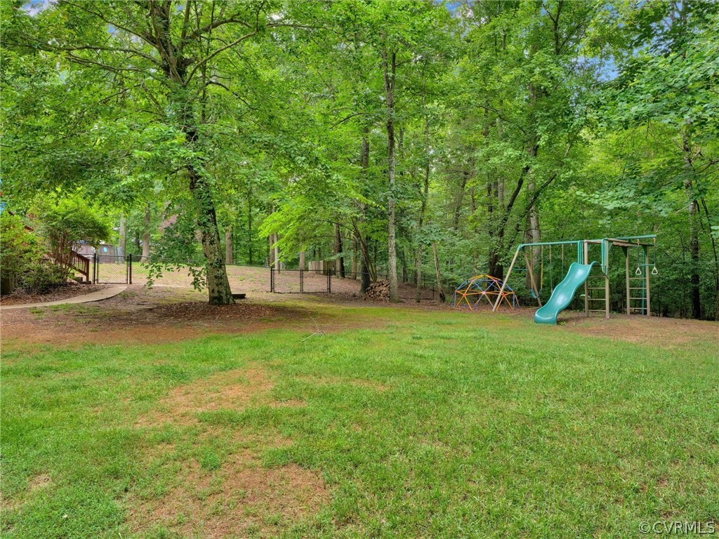 12100 2nd Branch Road Chesterfield, VA 23838 - Photo 2 of 41 a view of park space
