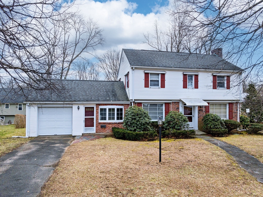 103 Emerson Street Springfield, MA 01118 - Photo 1 of 32 Gallery Image 1