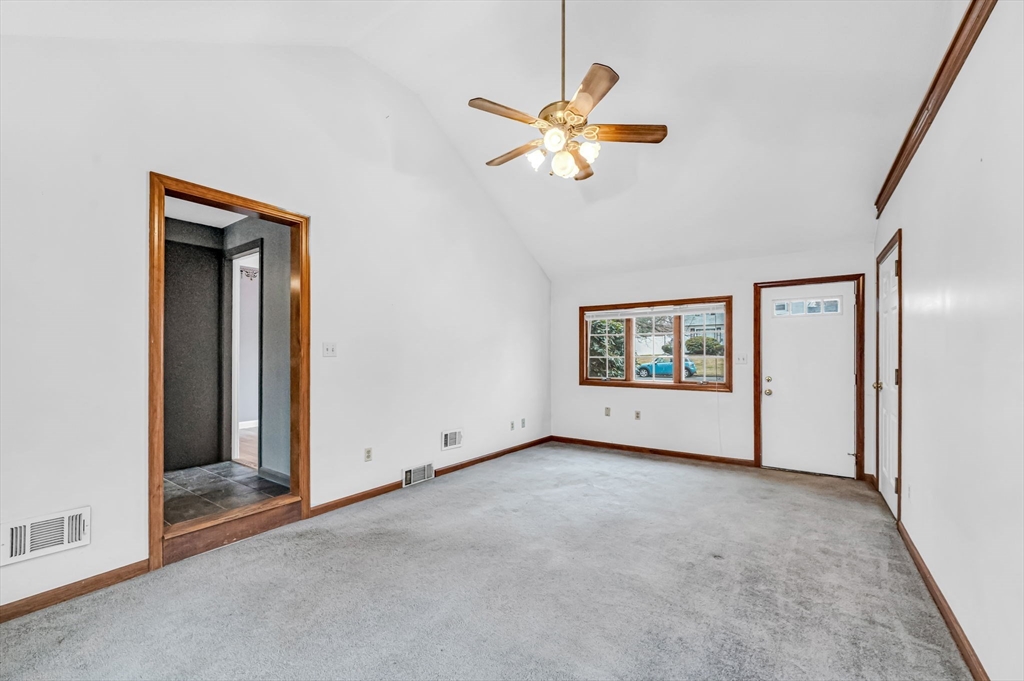 103 Emerson Street Springfield, MA 01118 - Photo 6 of 32 Gallery Image 6
