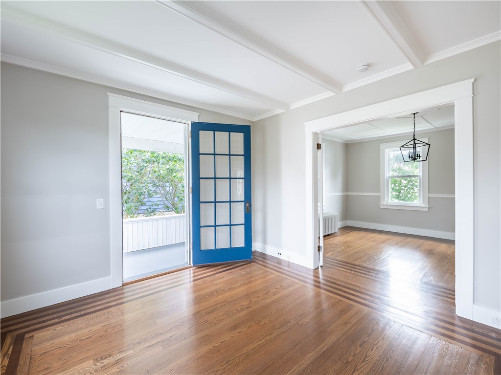 9 Sagamore Street Newport, RI 02840 - Photo 11 of 31