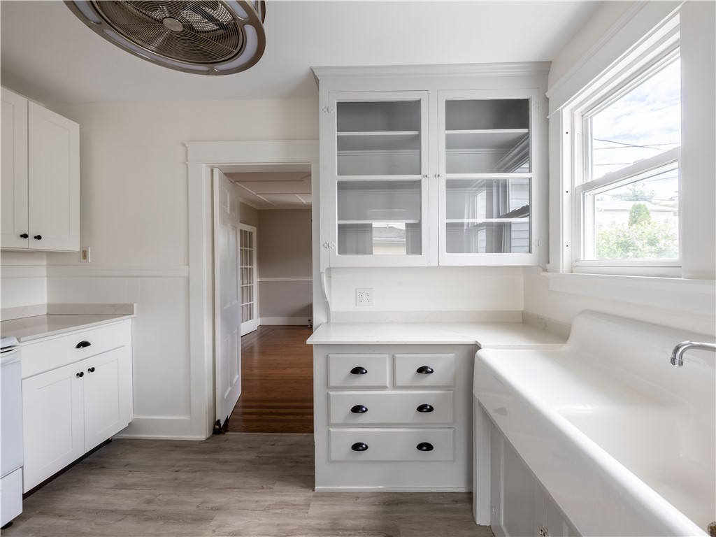 9 Sagamore Street Newport, RI 02840 - Photo 14 of 31