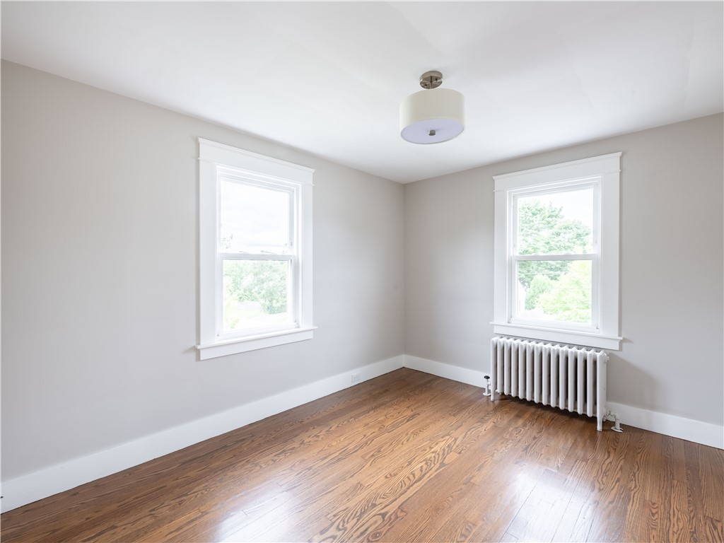 9 Sagamore Street Newport, RI 02840 - Photo 26 of 31