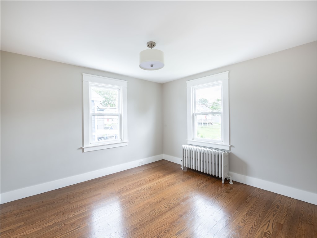 9 Sagamore Street Newport, RI 02840 - Photo 27 of 31