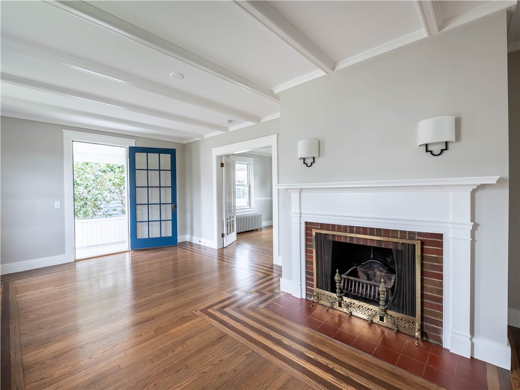 9 Sagamore Street Newport, RI 02840 - Photo 4 of 31