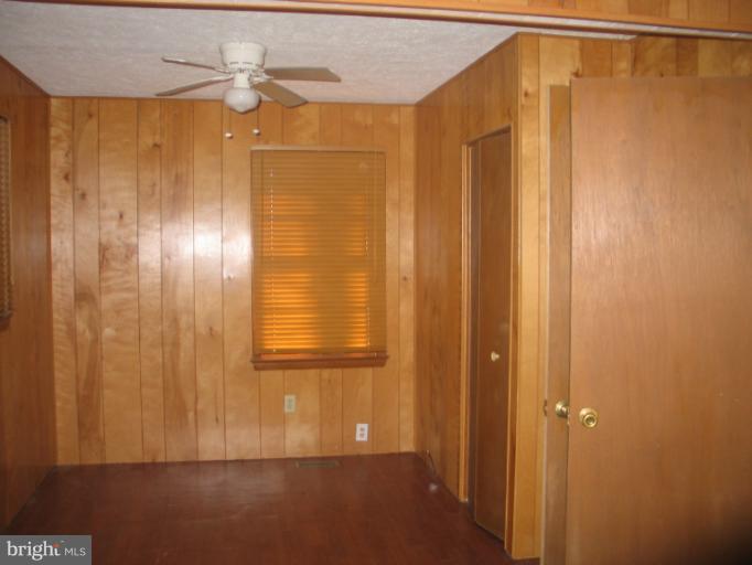 30 Old Log Road Linden, VA 22642 - Photo 13 of 26 Bedroom (Master)