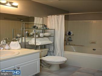 1406 Wharton Road Mount Laurel, NJ 08054 - Photo 6 of 6 Bathroom