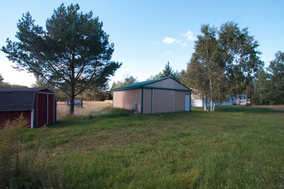 12460 South 1 Â⽠Road Romeo, MI 48065 - Photo 9 of 17 1825469-9.JPG
