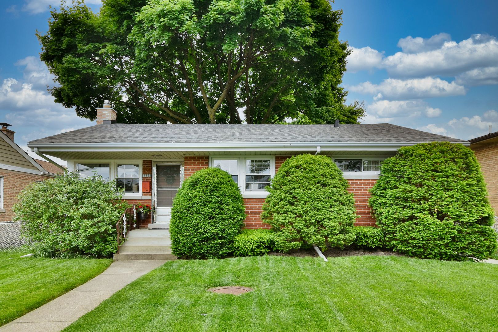 8139 North Overhill Ave  