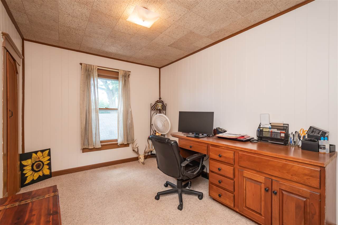 5 Sally Rae Avenue Robins, IA 52328 - Photo 15 of 23 Gallery Image 15