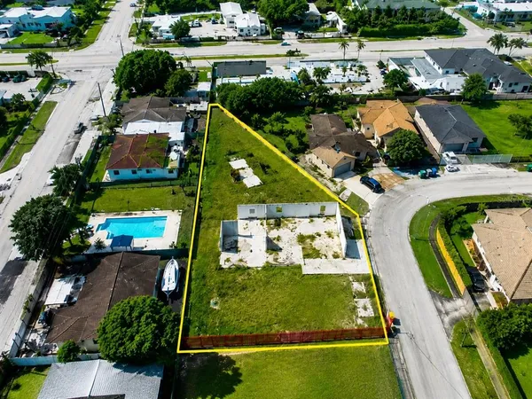 $400,000 | 21710 Southwest 111th Avenue, Miami, FL 33170